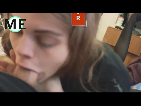 ❤️ Dîk qirika, pantyhose çirandin û pêlên çiryayî xweş ji bo hevdîtinê ❤️❌ Vîdyoya porno li me ❌️❤